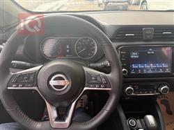 نيسان فيرسا